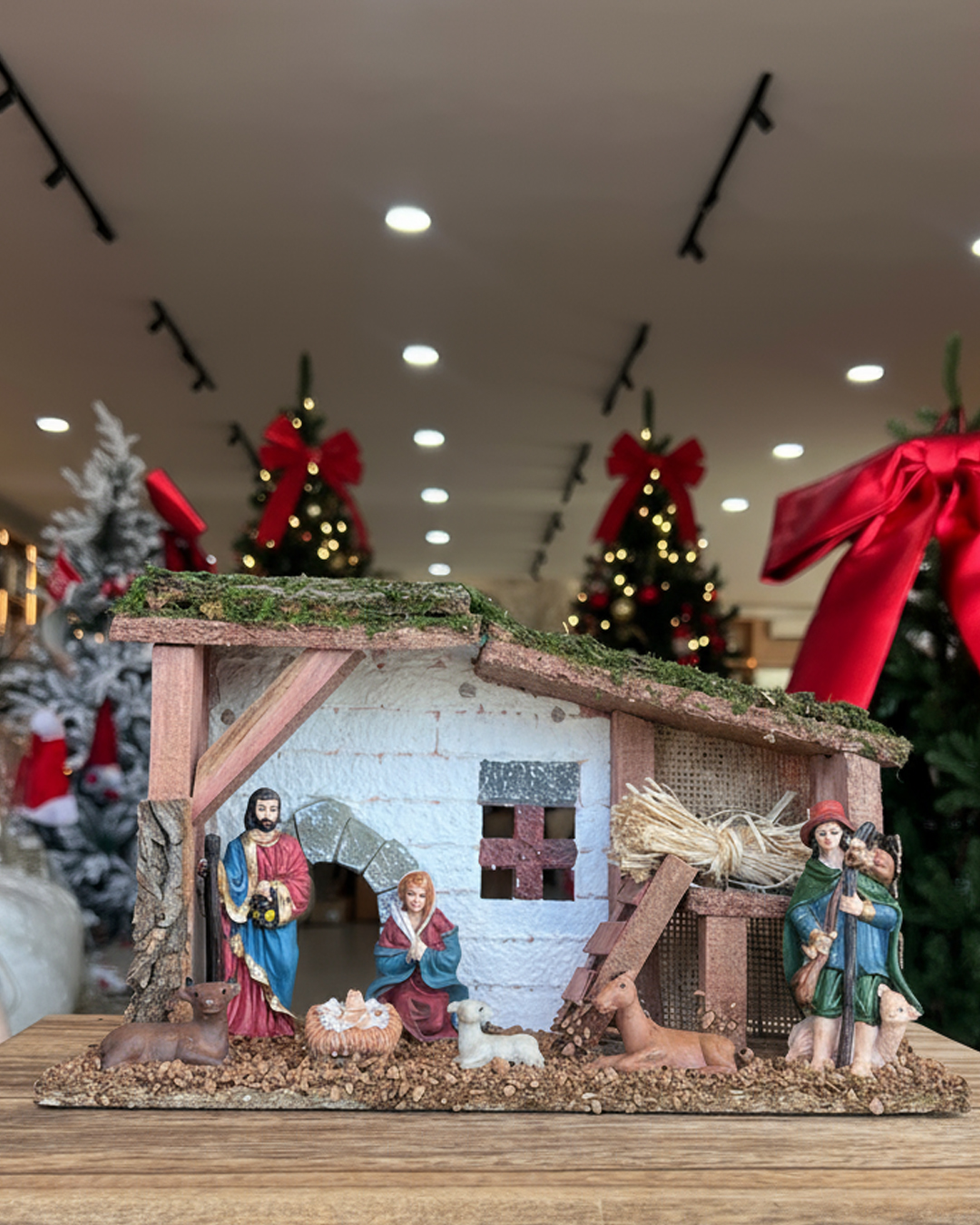 XMAS VILLAGE WITH LED 37CM - Image 2